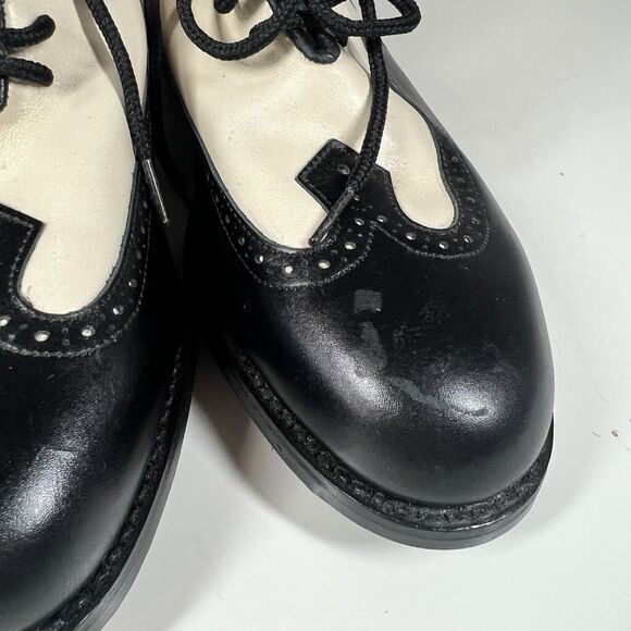 FootJoy Classics Vintage wingtip Leather Soft Spike Golf Shoes womens Size 7B R - Picture 3 of 10